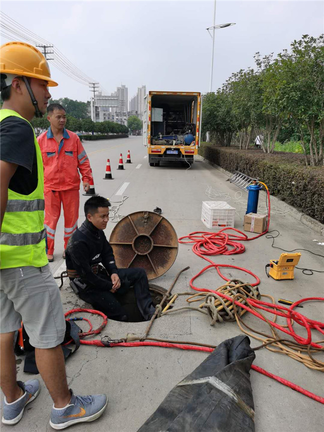 孟连翻衬法管道修复技术主要工序