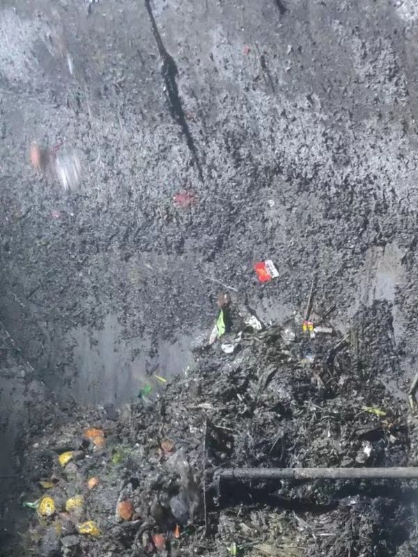 孟连污水池清理
